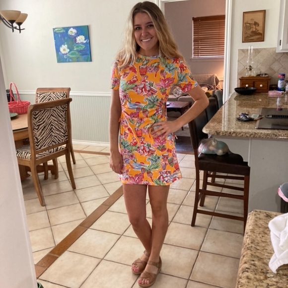 Welcome to my closet! ❤️🌎♻️ - Picture 14 of 14